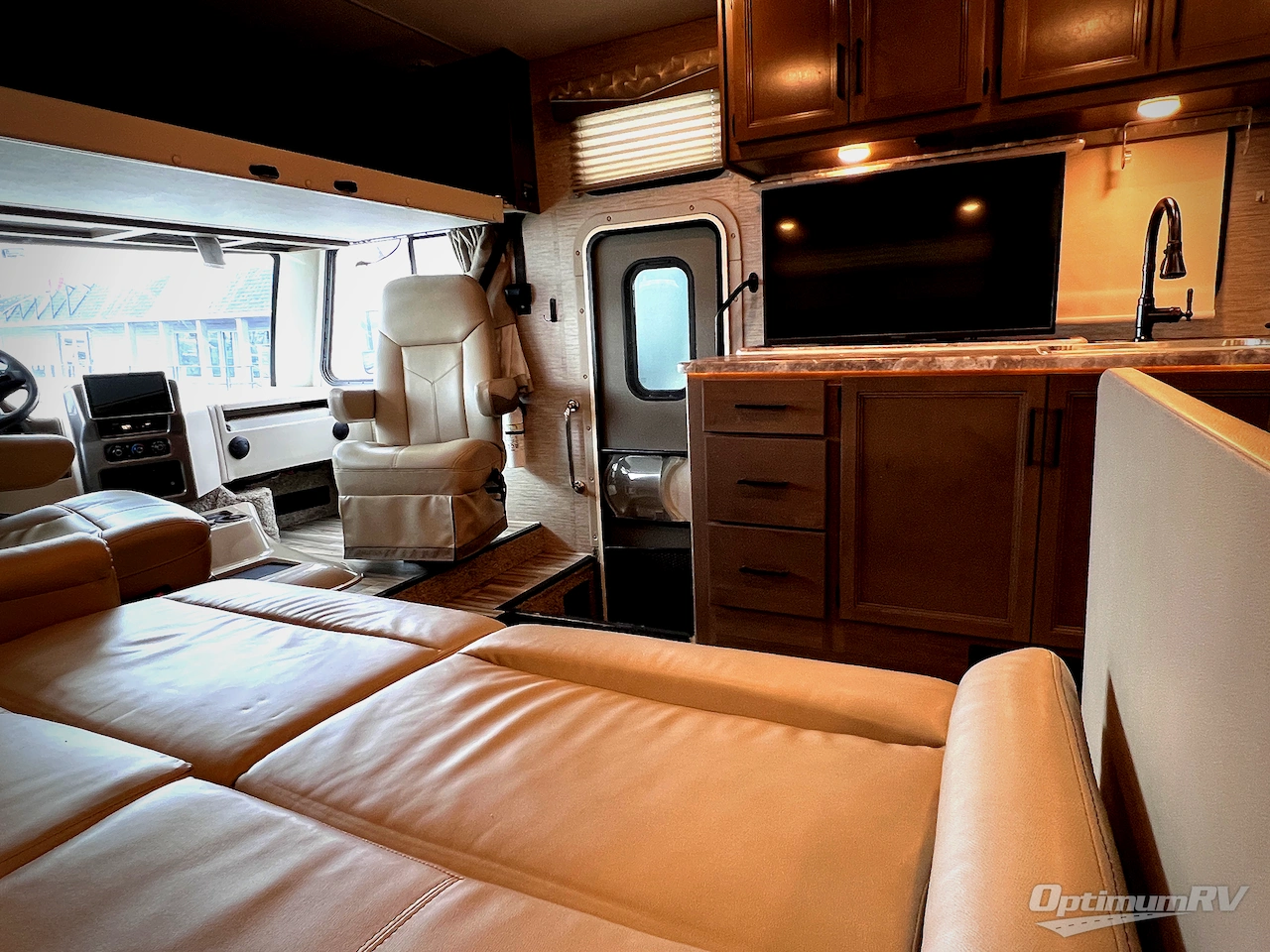 2022 Thor ACE 30.3 Photo 17