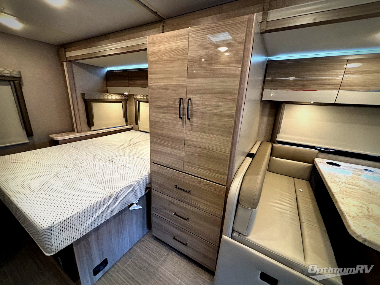 2023 Thor Delano Sprinter 24TT Photo 17