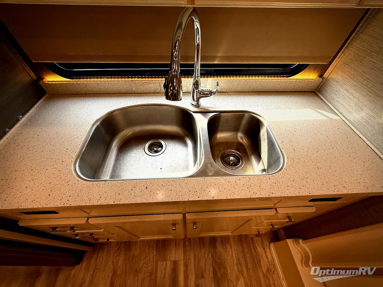 2020 VanLeigh Vilano 394RK Photo 8