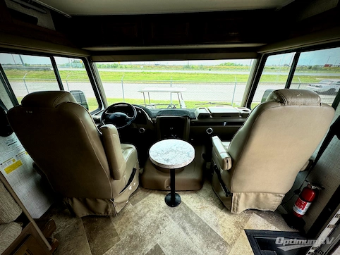 2019 Forest River Georgetown 5 Series 31L RV Photo 2