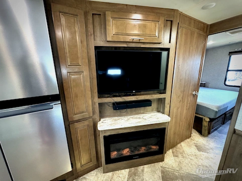 2019 Forest River Georgetown 5 Series 31L RV Photo 4