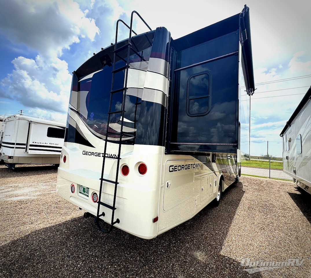 2019 Forest River Georgetown 5 Series 31L Photo 2