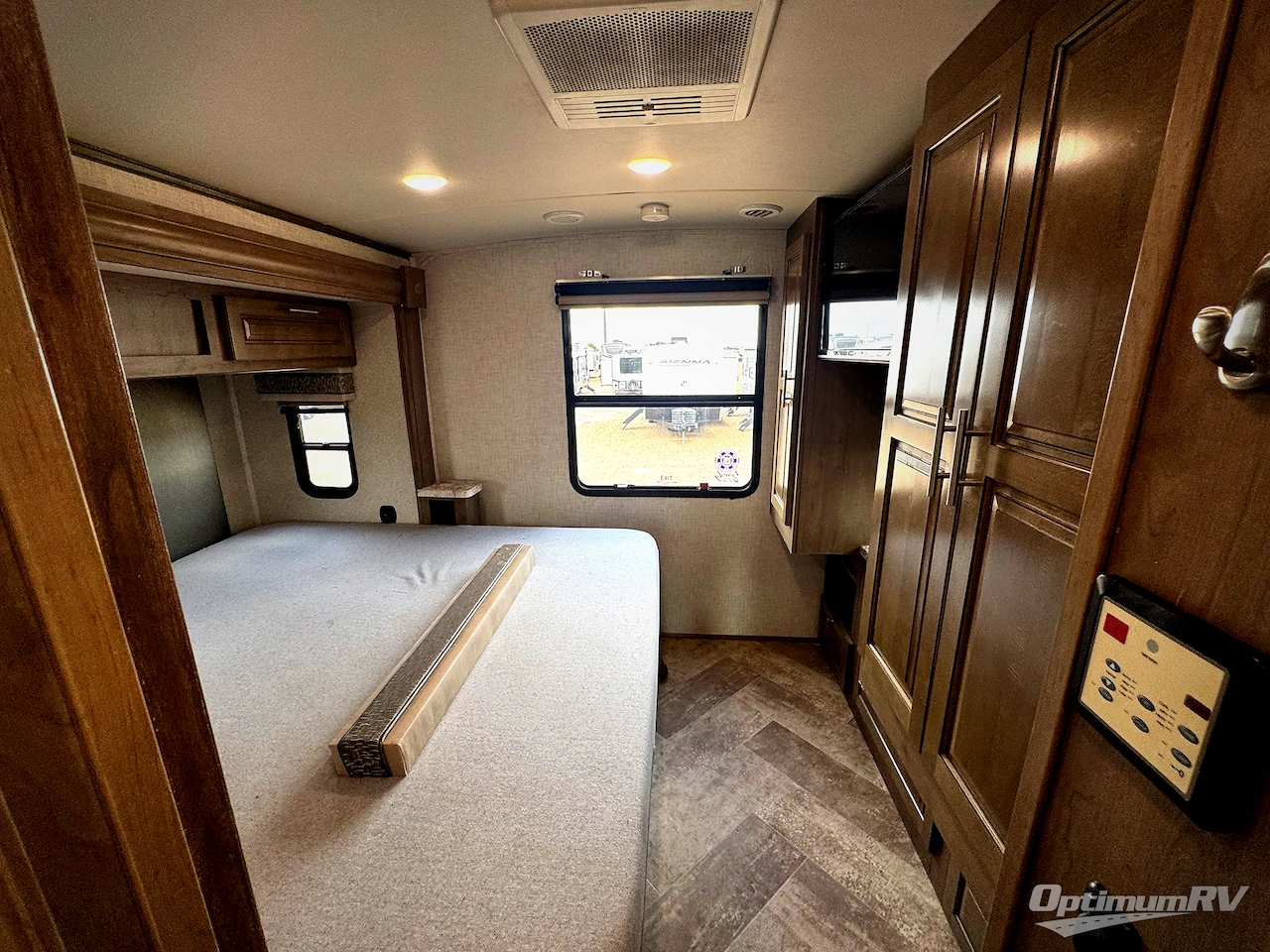 2019 Forest River Georgetown 5 Series 31L Photo 13