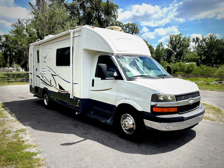 2003 Forest River Lexington 270S RV Photo 1