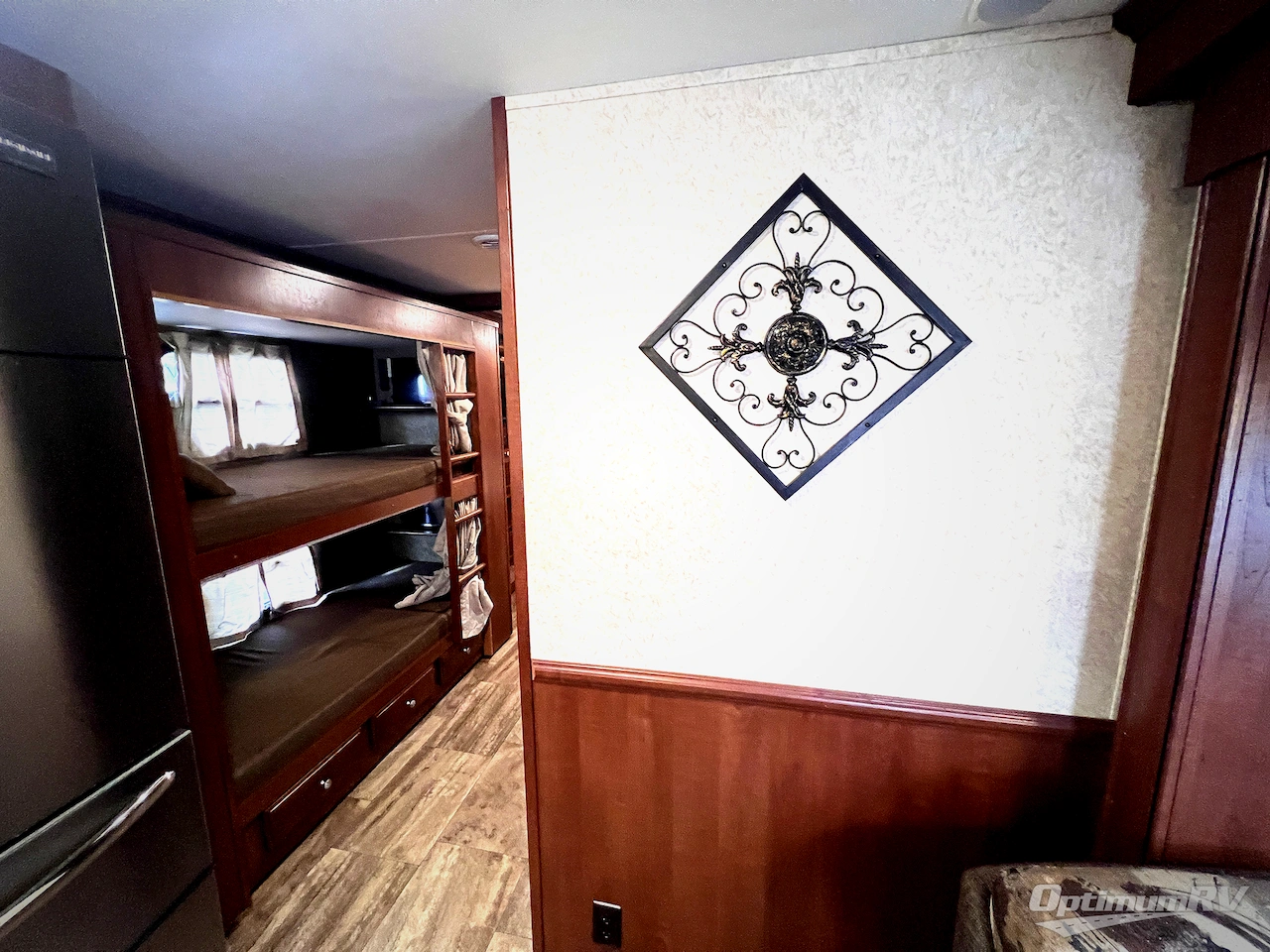 2016 Forest River Georgetown 364TS Photo 8