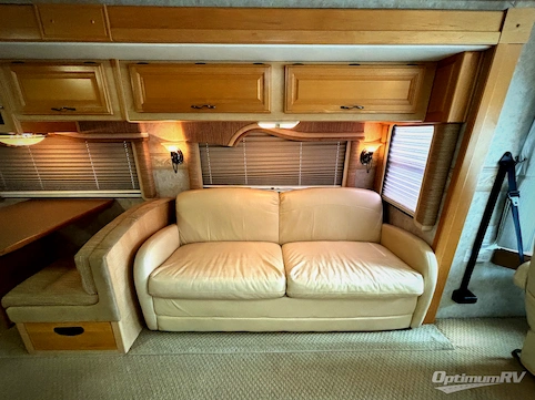 2006 Fleetwood Discovery 39L RV Photo 3