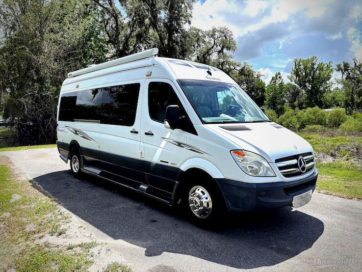 2011 Roadtrek Roadtrek Adventurous RV Photo 1