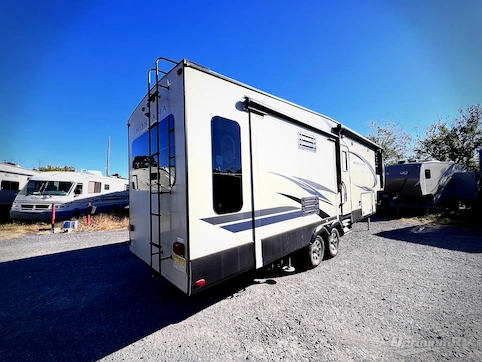 2018 Keystone Montana High Country 305RL RV Photo 2
