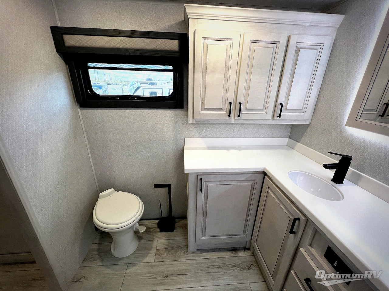 2025 East To West Ahara 380FL Photo 26