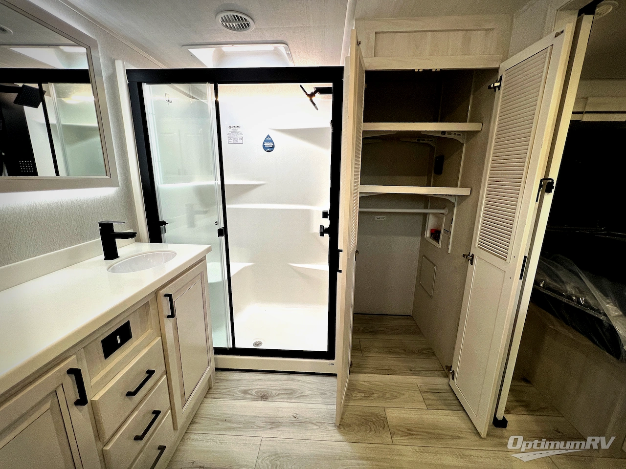 2025 East To West Ahara 380FL Photo 27