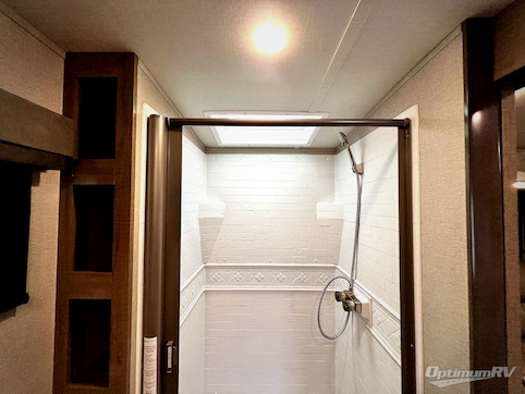 2020 Grand Design Imagine 2150RB RV Photo 4