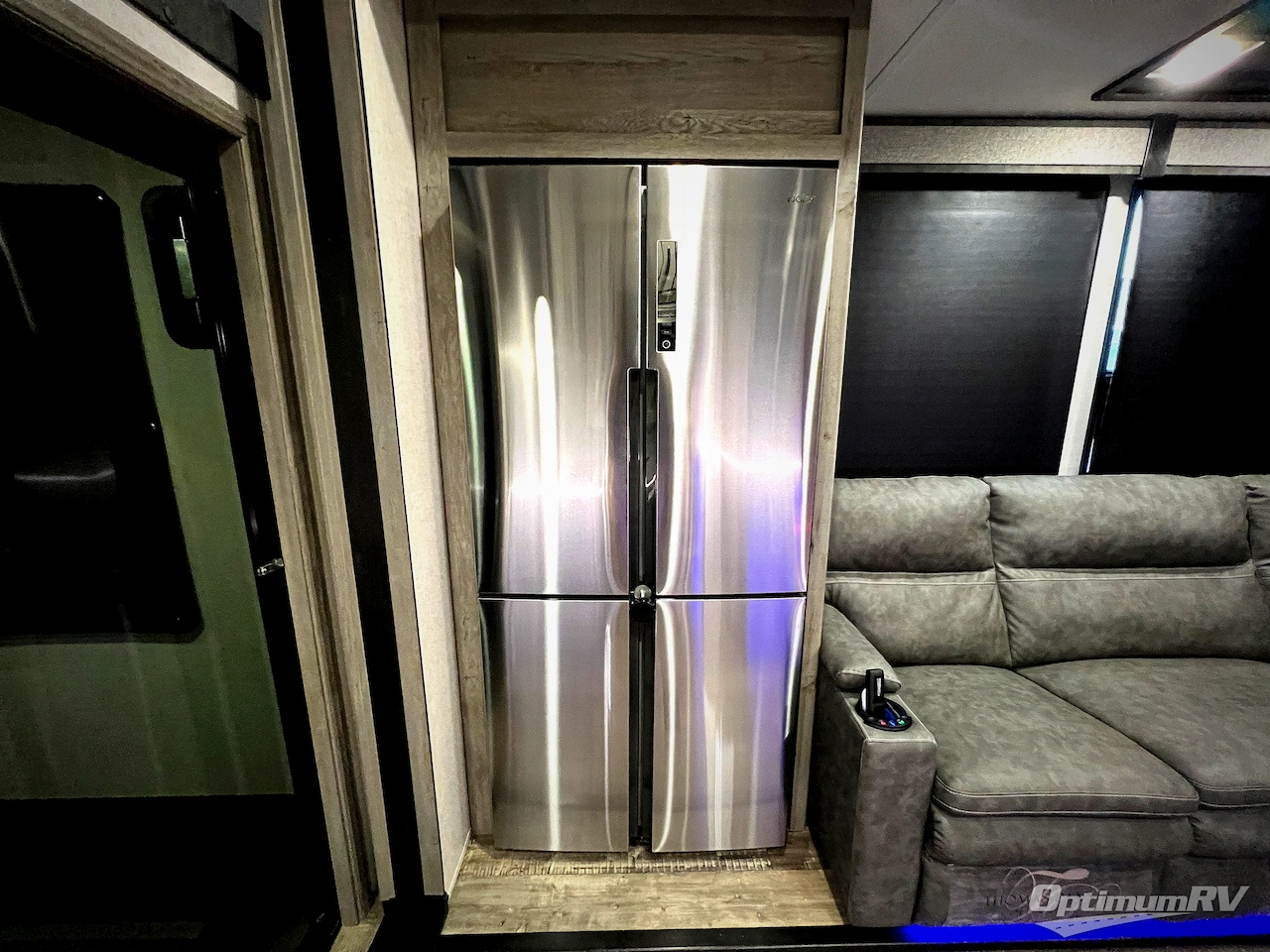 2021 Keystone Raptor 351 Photo 40