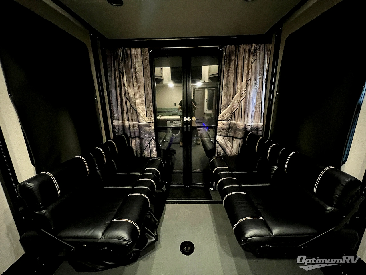 2021 Keystone Raptor 351 Photo 44