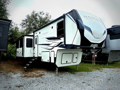 Used 2023 Keystone Montana High Country 381TB Featured Photo