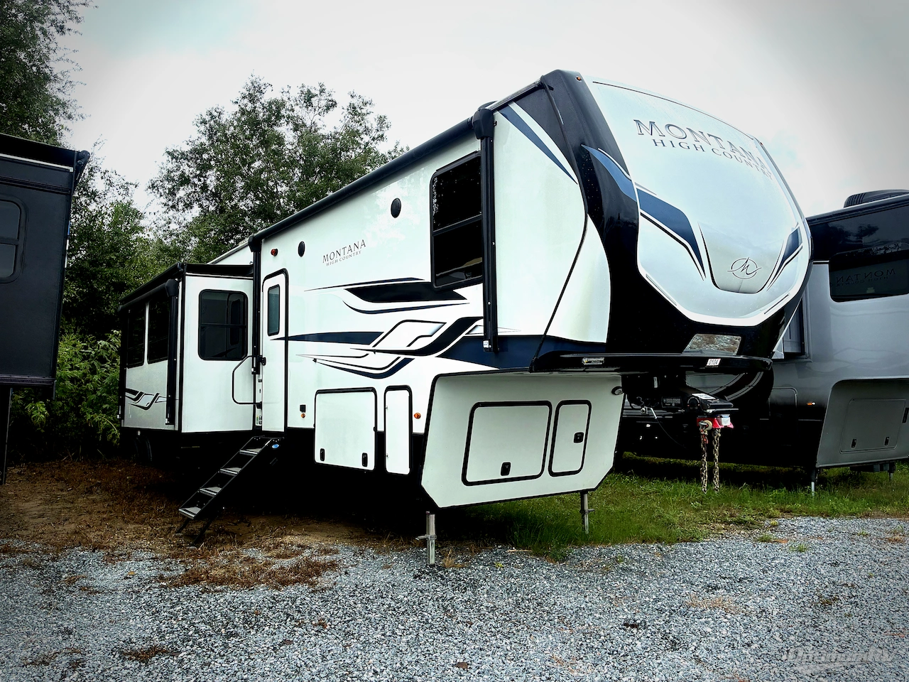 2023 Keystone Montana High Country 381TB Photo 1