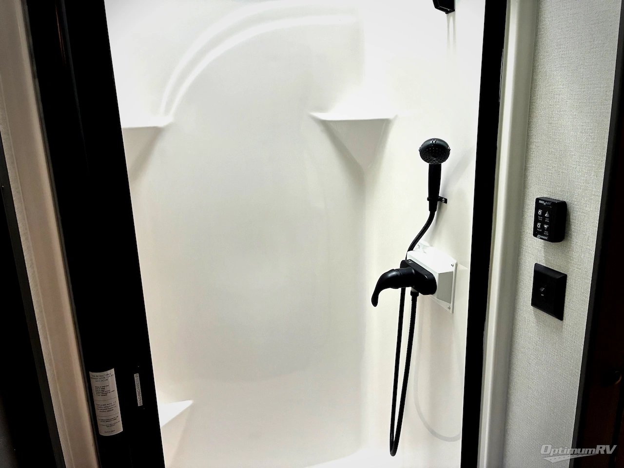 2023 Keystone Montana High Country 381TB Photo 18