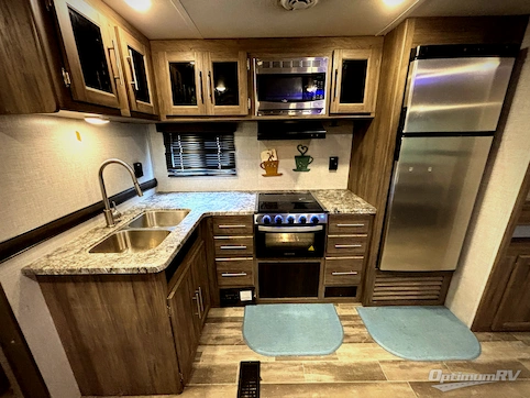 2022 CrossRoads Zinger Lite ZR280BH RV Photo 2