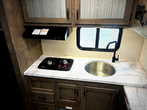 2022 Venture Sonic Lite SL169VRK RV Photo 3