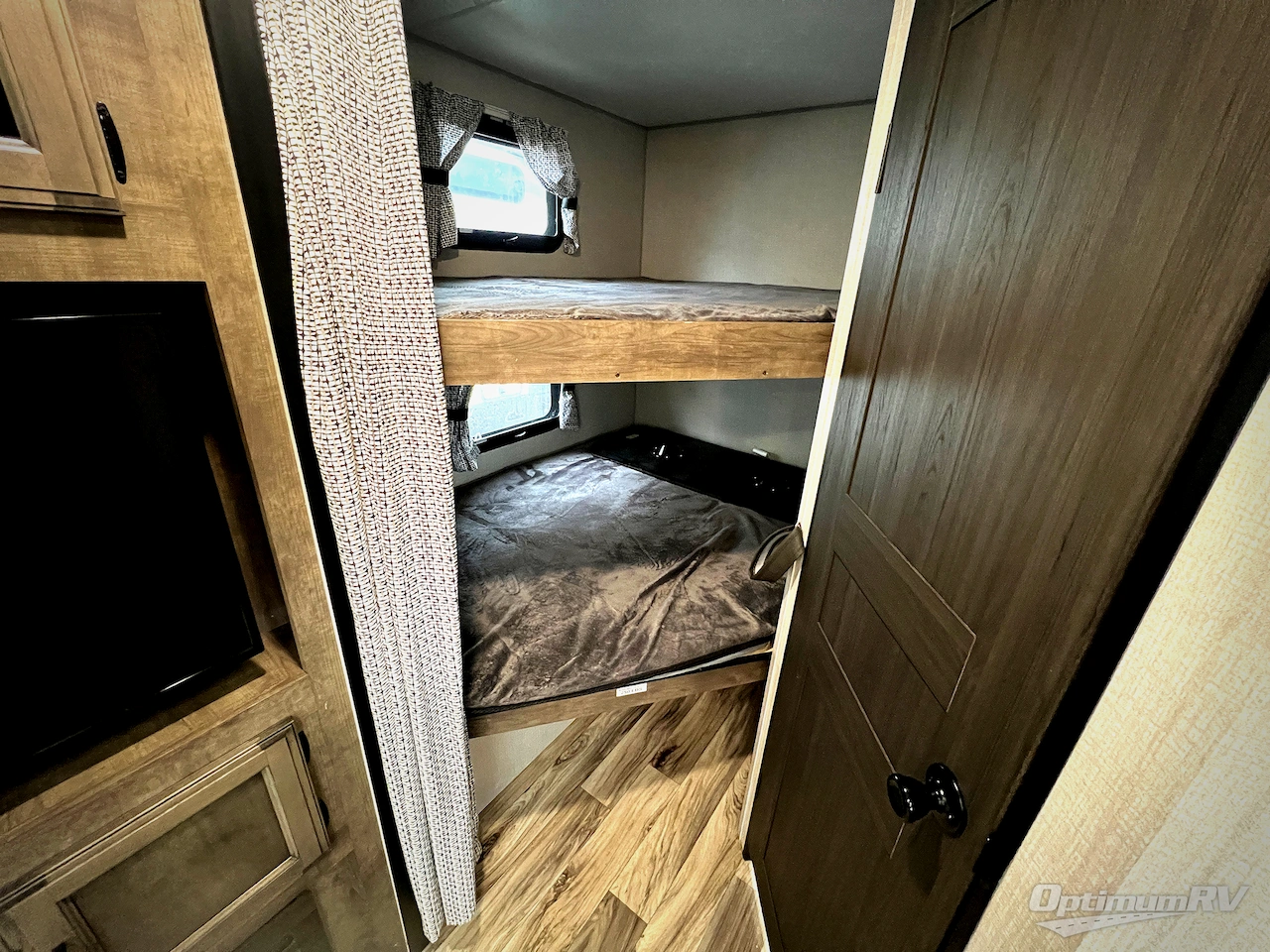 2021 Venture SportTrek ST281VBH Photo 15