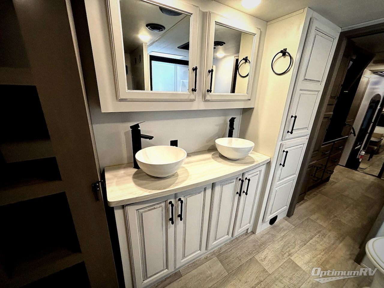 2022 Keystone Montana 3931FB Photo 9