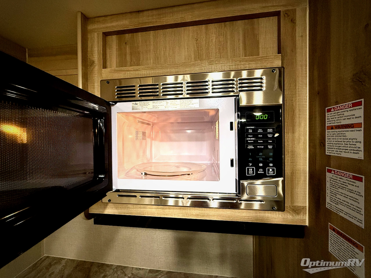 2021 Coachmen Catalina Legacy 323BHDSCK Photo 10