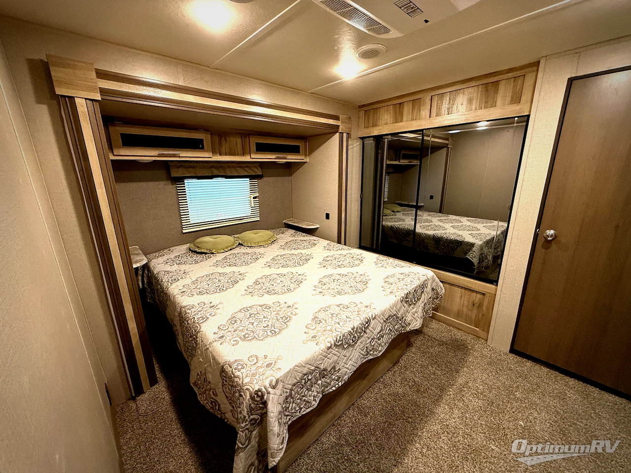 2021 Coachmen Catalina Legacy 323BHDSCK Photo 15