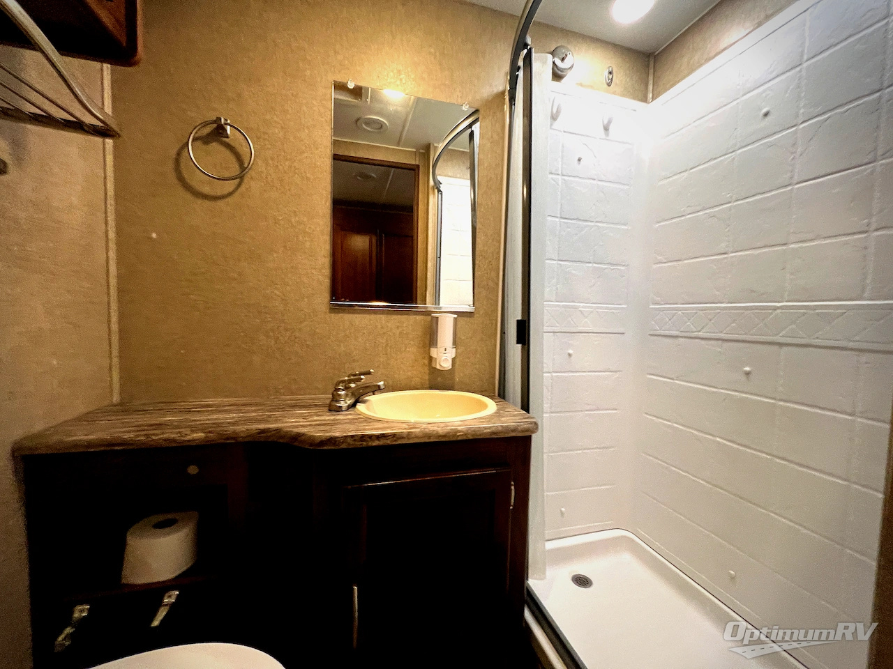 2017 Coachmen Pursuit 33 BH Photo 25