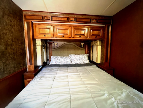 2012 Tiffin Allegro 36 LA RV Photo 4