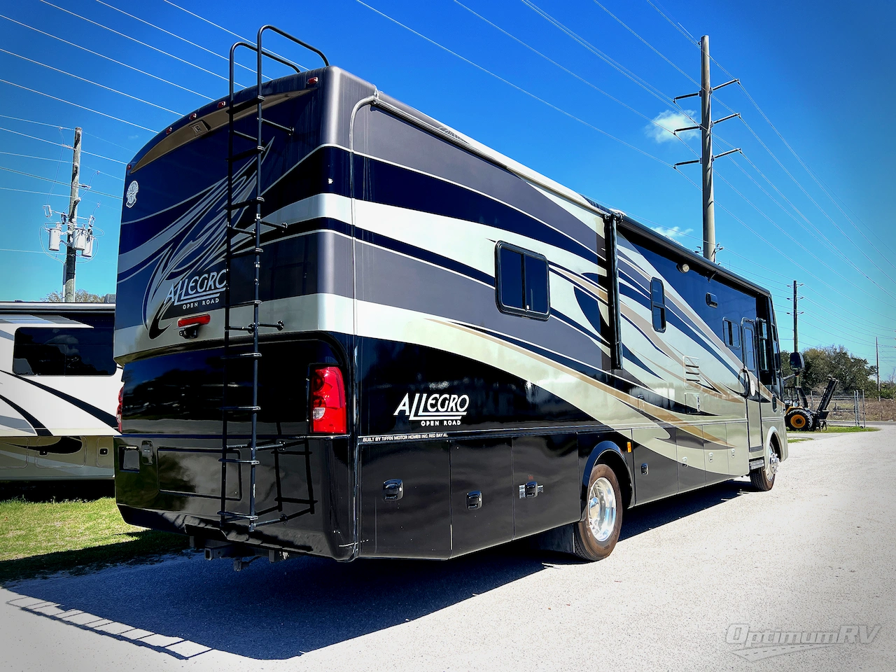 2012 Tiffin Allegro 36 LA Photo 3