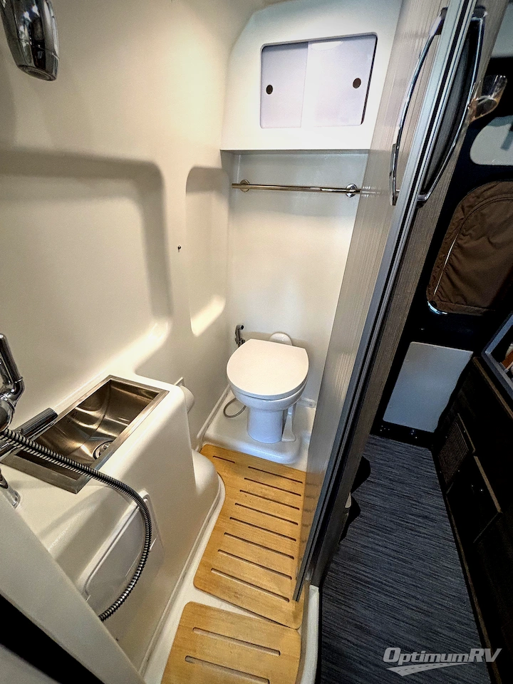 2024 Winnebago Travato 59G Photo 10