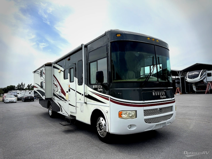 2011 Monaco Monarch 33 SDD RV Photo 1