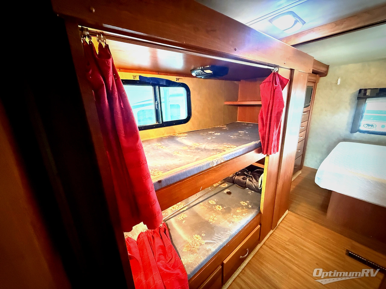 2011 Monaco Monarch 33 SDD Photo 15