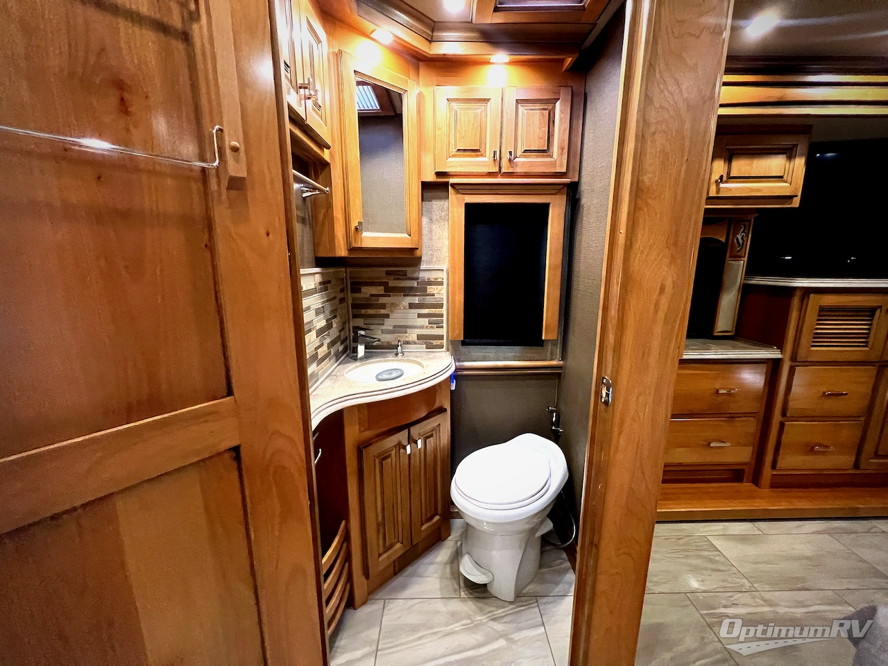 2019 Tiffin Phaeton 40 QBH Photo 16