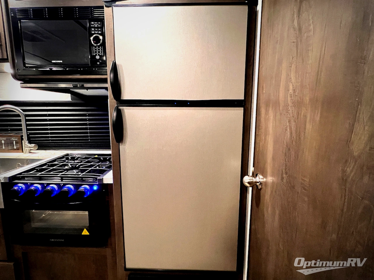 2021 Dutchmen Coleman Light 1805RB Photo 22