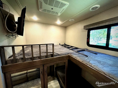 2022 Grand Design Solitude S-Class 3740BH RV Photo 4