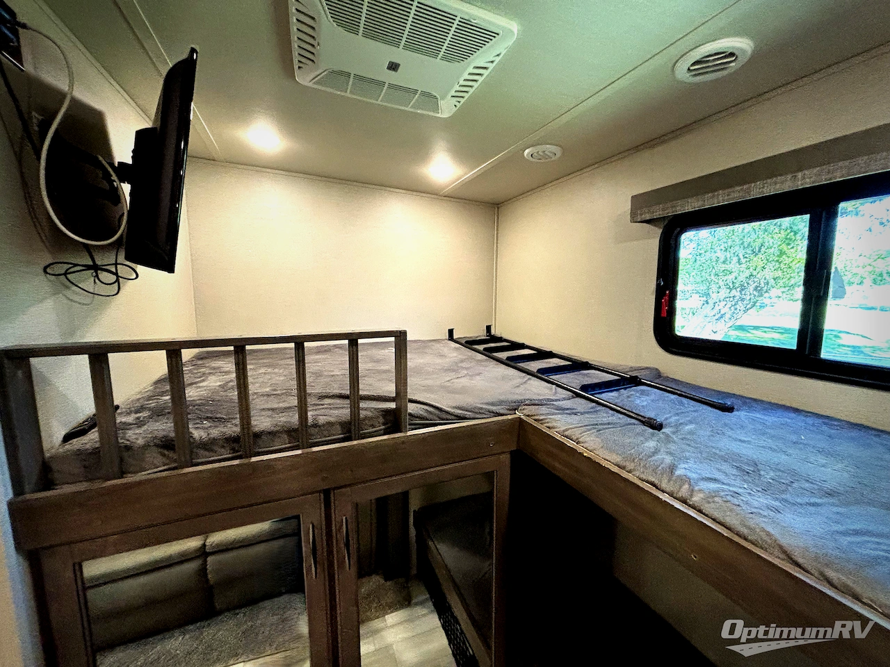 2022 Grand Design Solitude S-Class 3740BH Photo 25