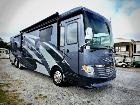 Used 2019 Newmar Ventana LE 4037 Featured Photo