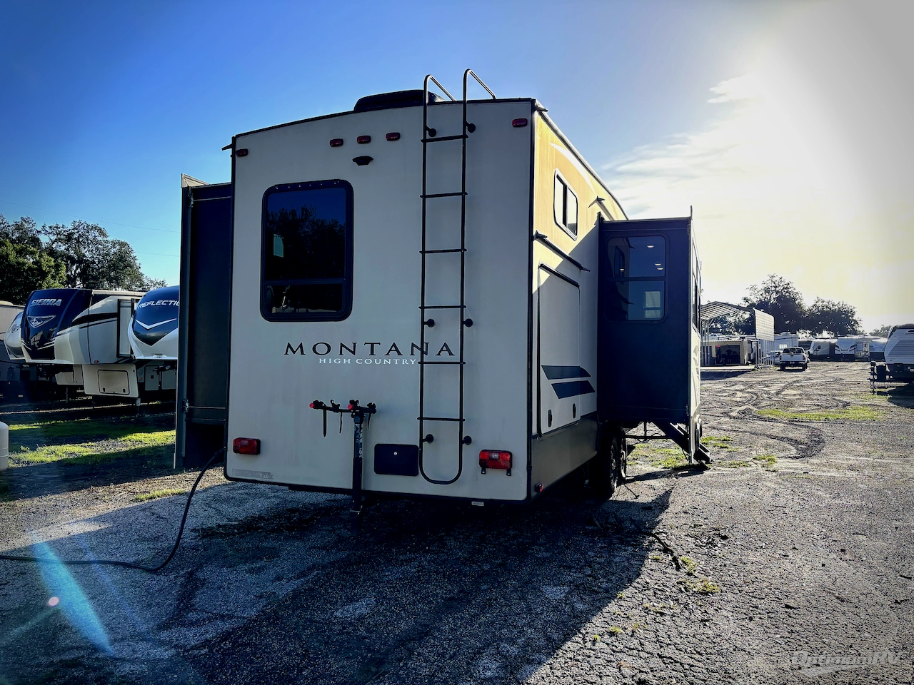 2019 Keystone Montana High Country 364BH Photo 2