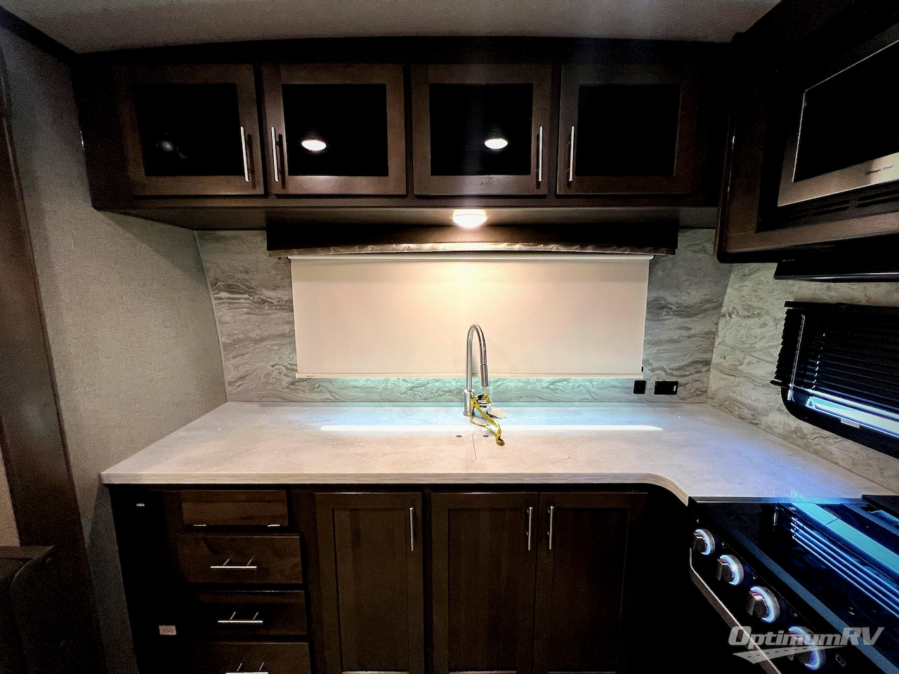 2020 Forest River Rockwood Signature Ultra Lite 8335SB Photo 23