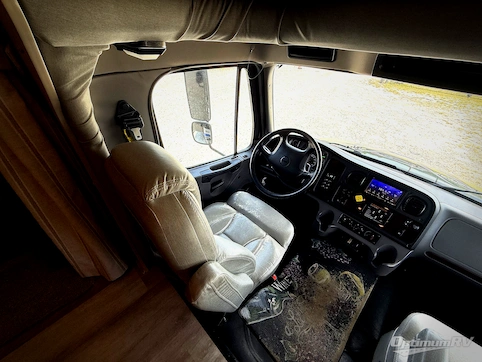 2021 Entegra Accolade 37K RV Photo 2
