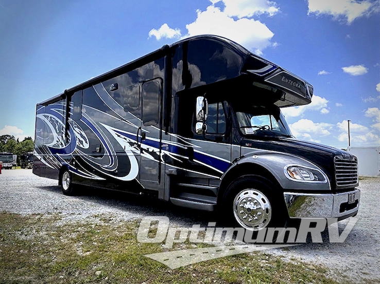 2021 Entegra Accolade 37K RV Photo 1