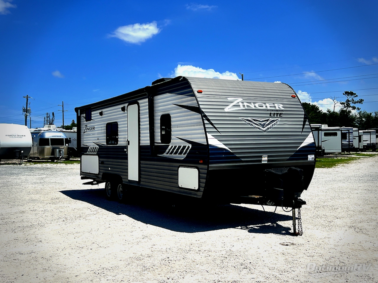 2019 CrossRoads Zinger ZR252BH Photo 1