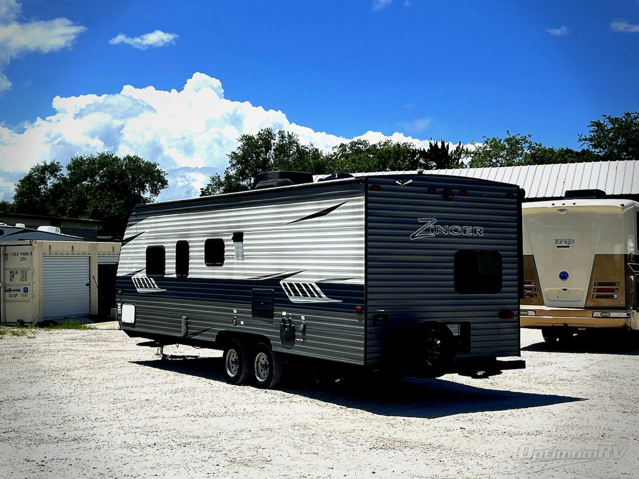 2019 CrossRoads Zinger ZR252BH Photo 3