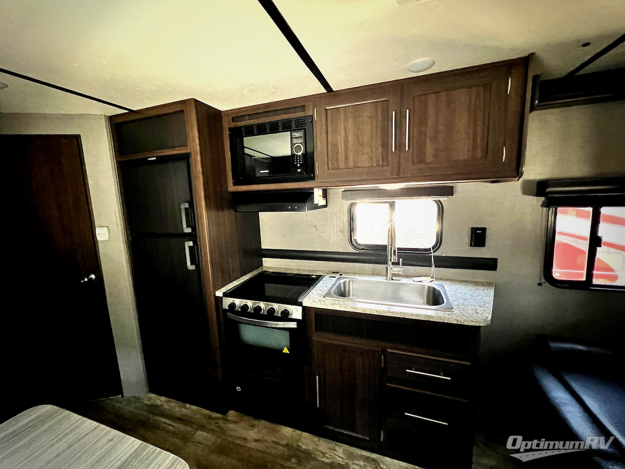 2019 CrossRoads Zinger ZR252BH Photo 11