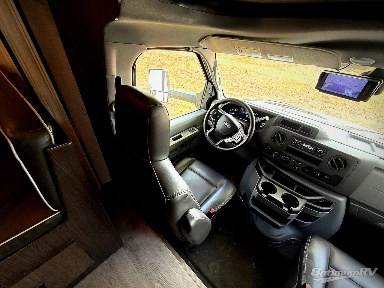 2021 Forest River Sunseeker Classic 2440DS Ford Photo 6