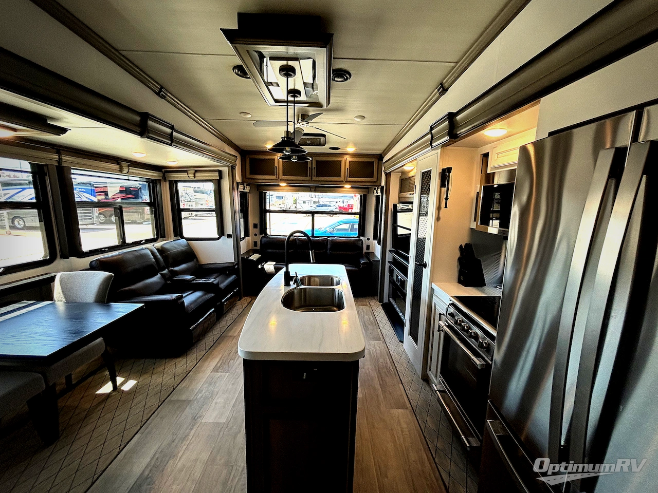 2022 Keystone Montana 3855BR Photo 6