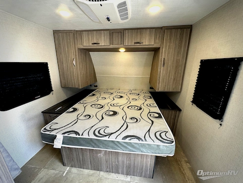 2024 Keystone Passport SL 268BH RV Photo 3