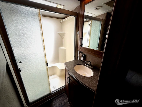 2016 Keystone Montana 3791 RD RV Photo 4