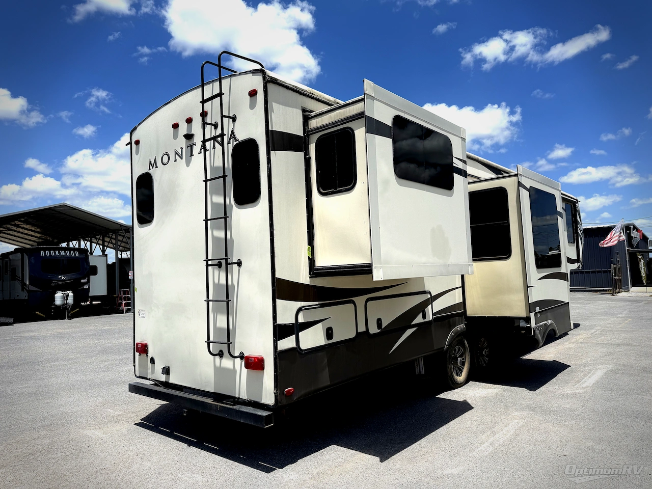 2016 Keystone Montana 3791 RD Photo 2