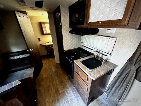 2018 Forest River Rockwood Mini Lite 1905BH RV Photo 2